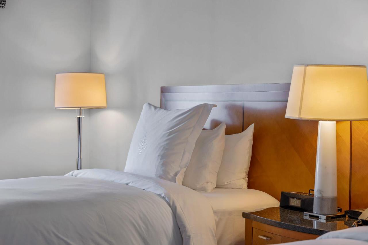 Four Seasons Studio Kitchen Hotel 5*