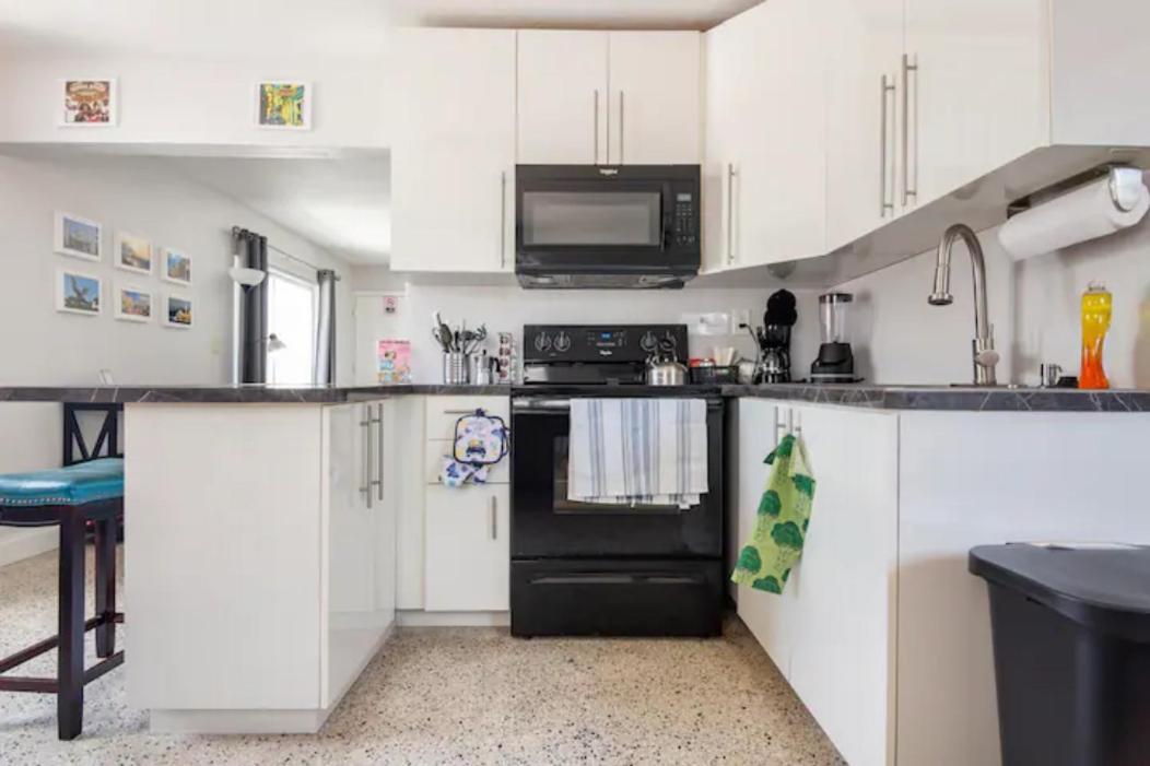 Sleeps 8, Havana Nights In Appartement Miami