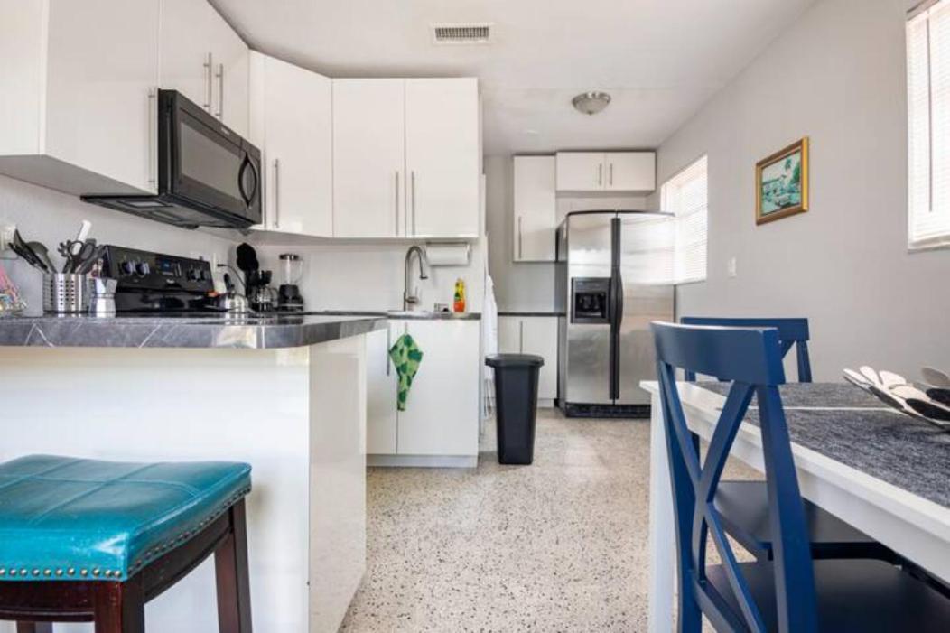 Appartement Sleeps 8, Havana Nights In