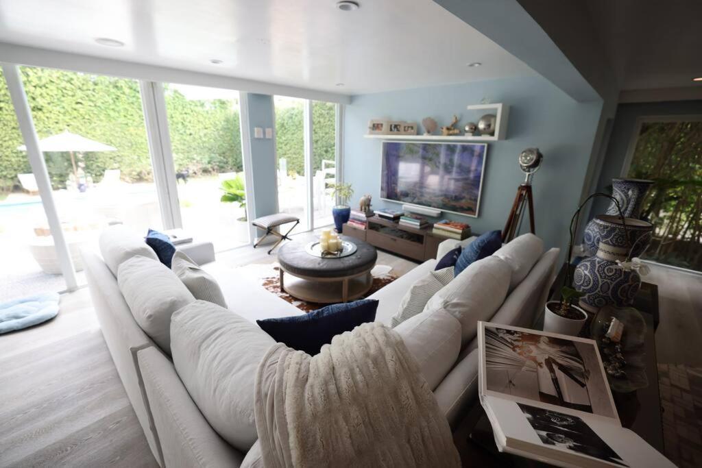 Naomi - Luxury Design New Villa