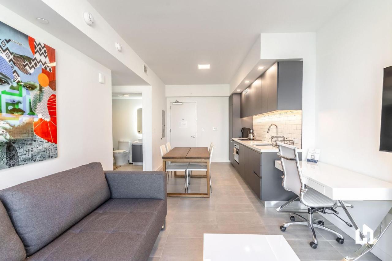 Apartment Unique Dt Apts With Amenities Like Pool, Gym, Restaurants & Cowork Lounge By Luahost