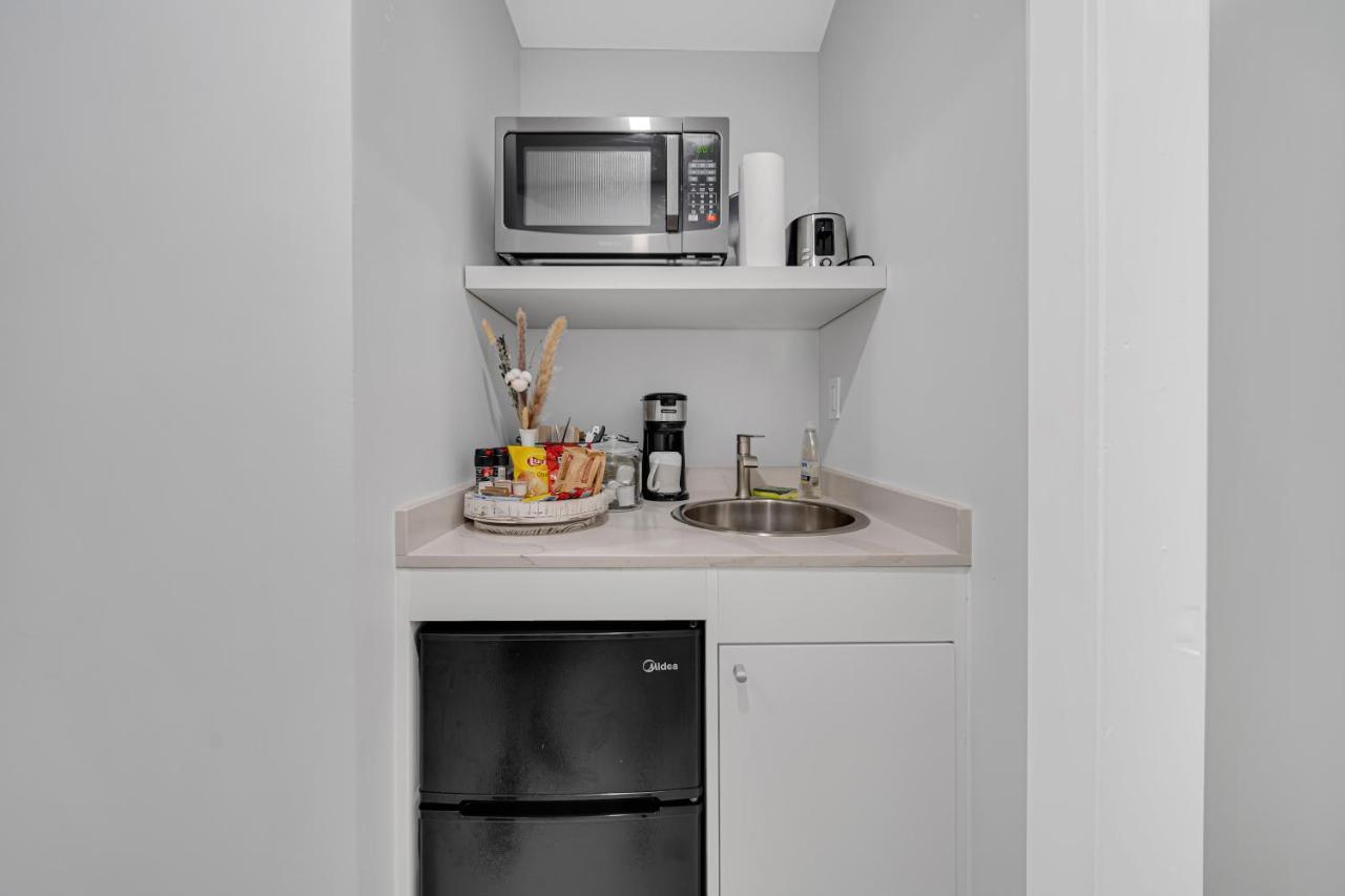 Pvt Bdrm, Close To Airport & Cruise Terminal Guest house Miami