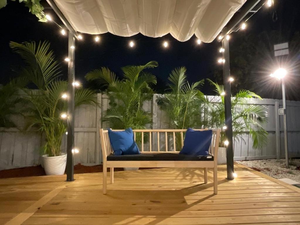 Dream House 4b/2b King Bed Springs, Fl Miami