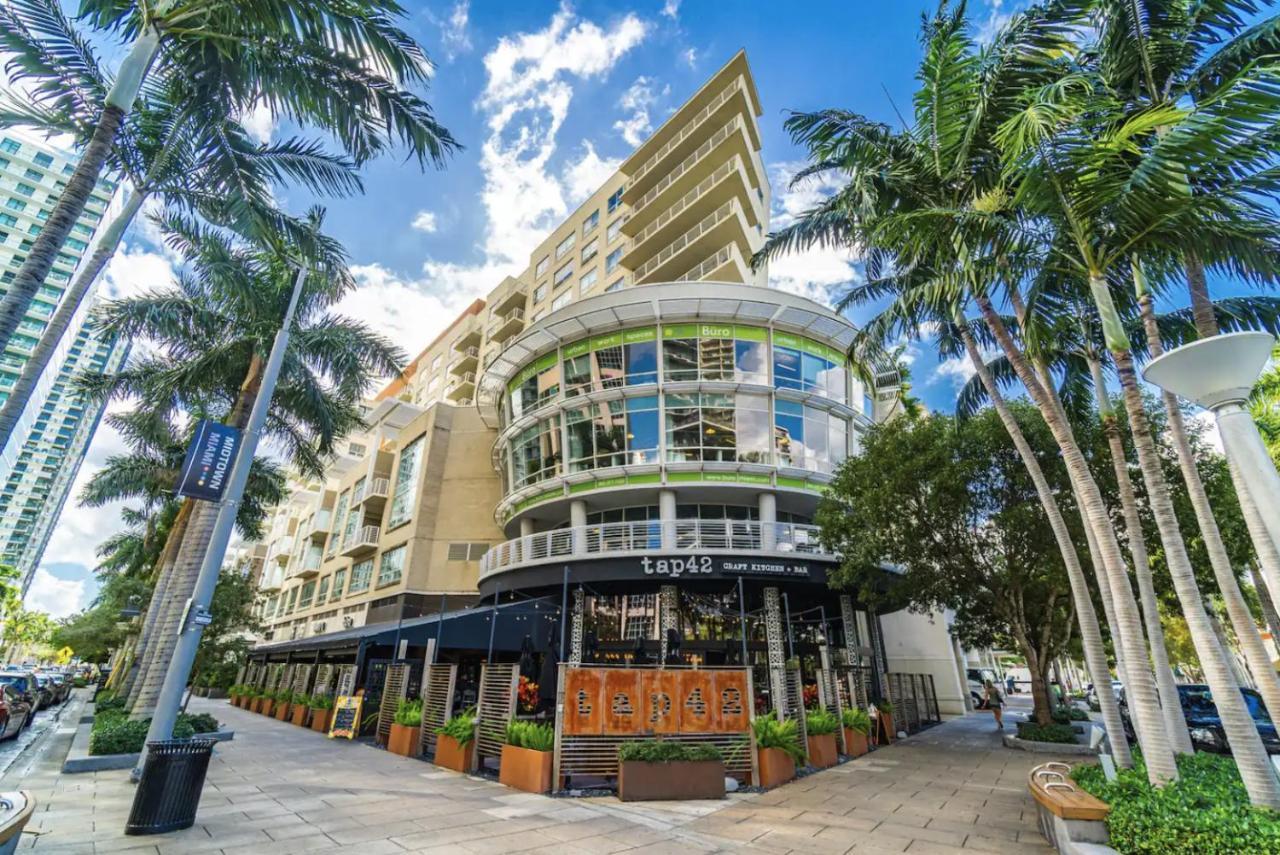 Midblock 2 Bedroom *