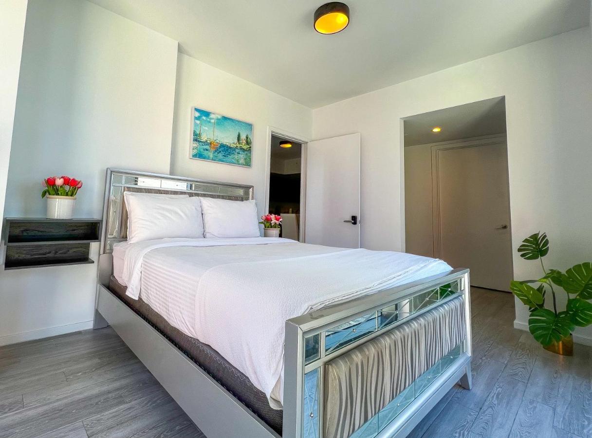 Apartment Experience The Perfect Life!! Centrally Located Luxury Condo! Miami