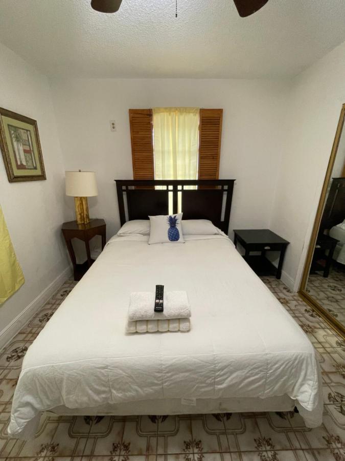 Centrica Calle 8 Homestay *