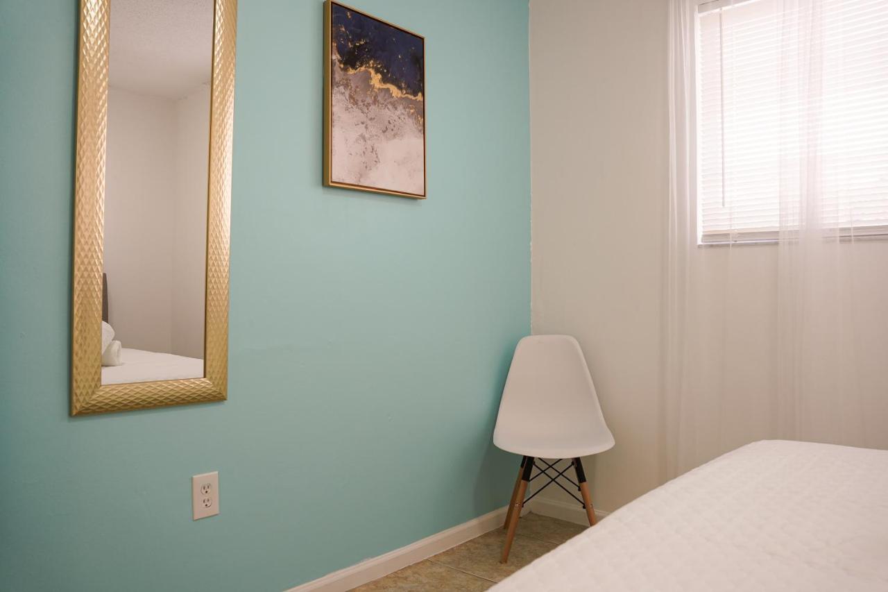 Spacious & Stylish 2br Gem Apartment Miami