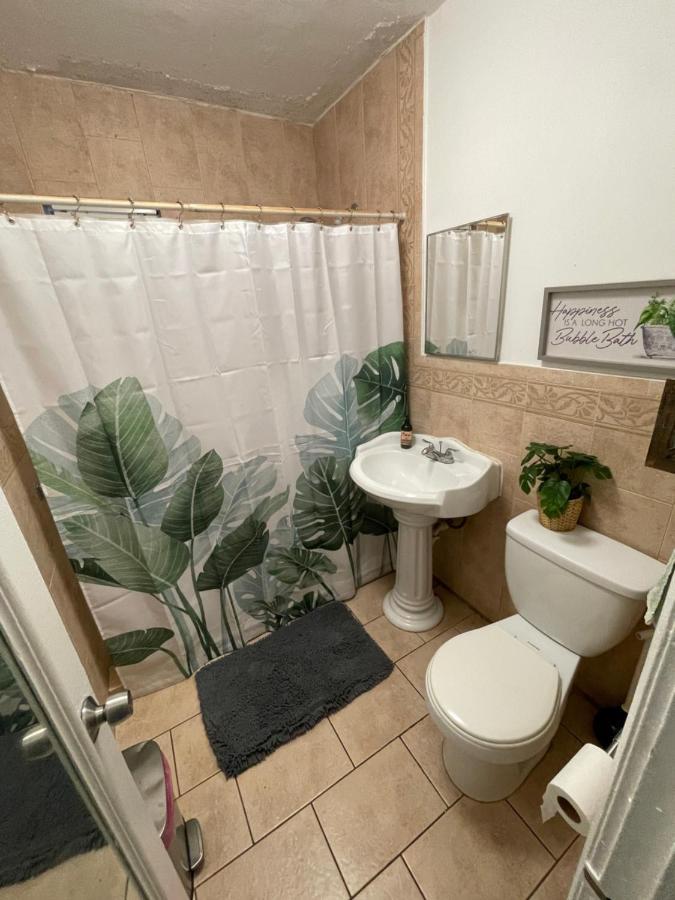 Centrica Calle 8 Homestay