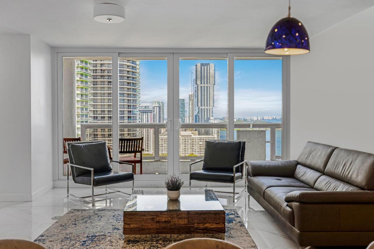 Chic Bayfront With Stunning View Miami