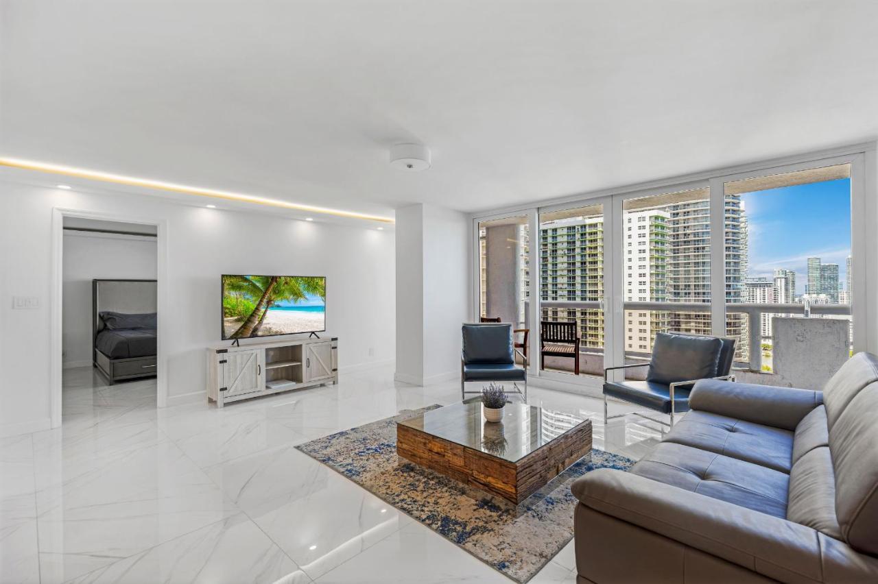 Chic Bayfront With Stunning View * Miami