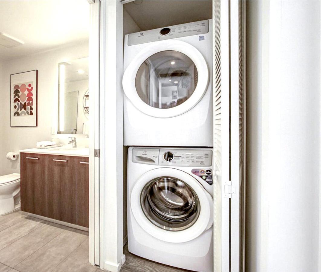 Complex Full Amenities & Entertainment! Appartement *