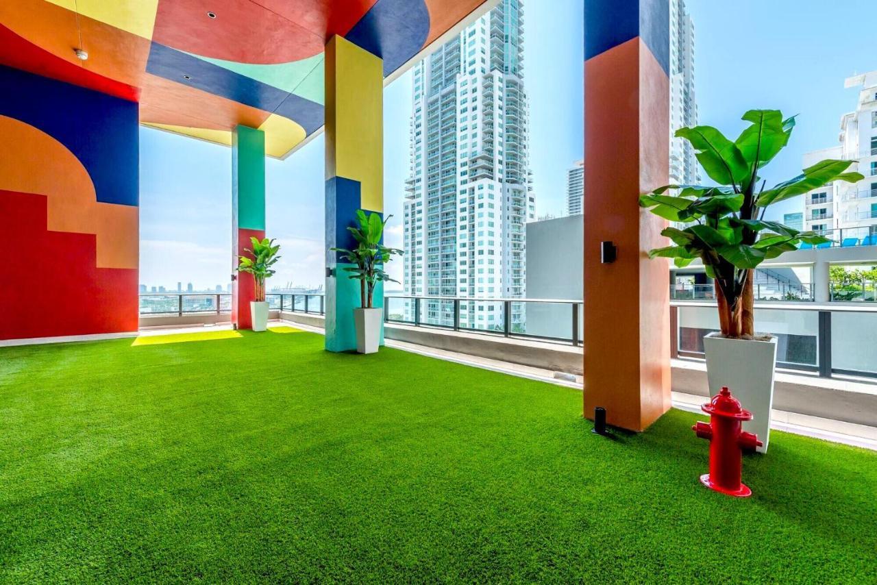 Complex Full Amenities & Entertainment! Appartement *