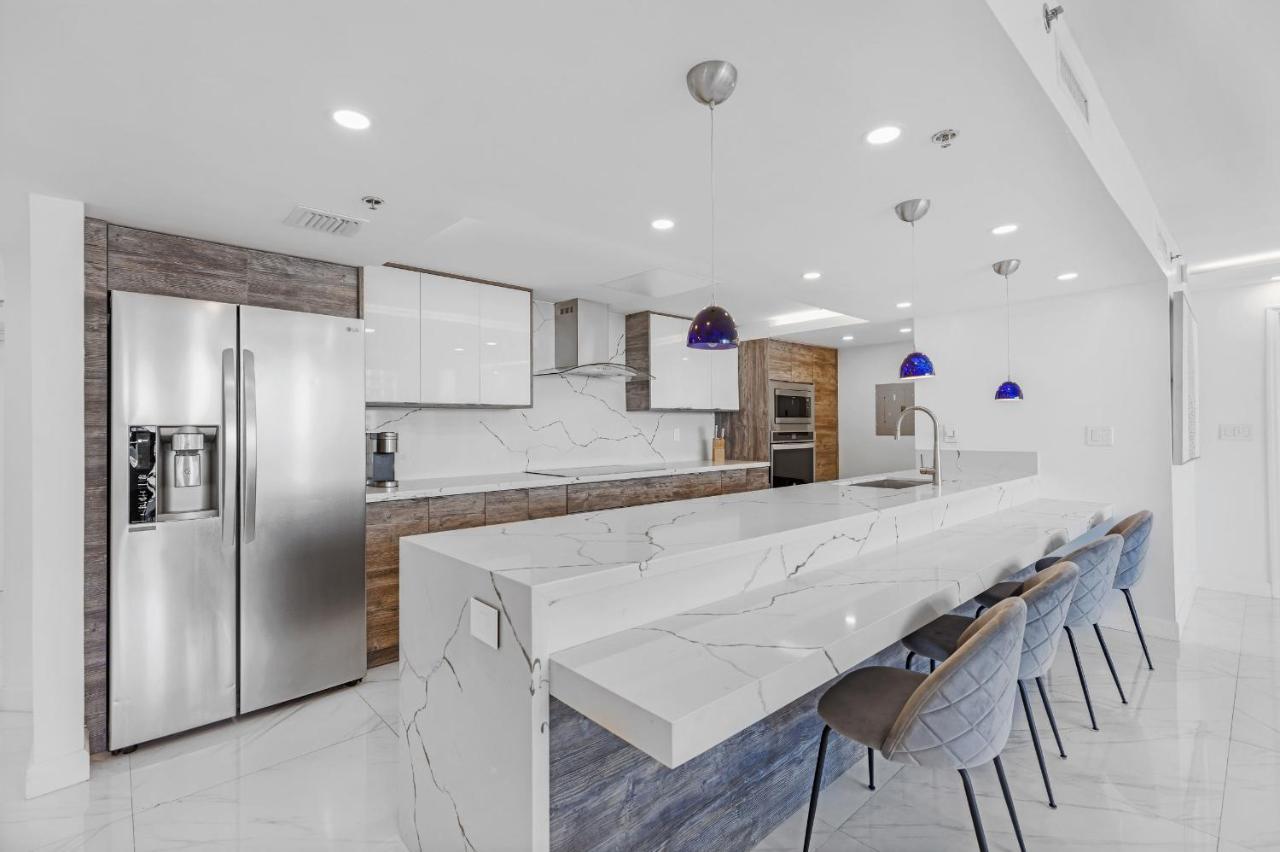 Apartment Chic Bayfront With Stunning View *
