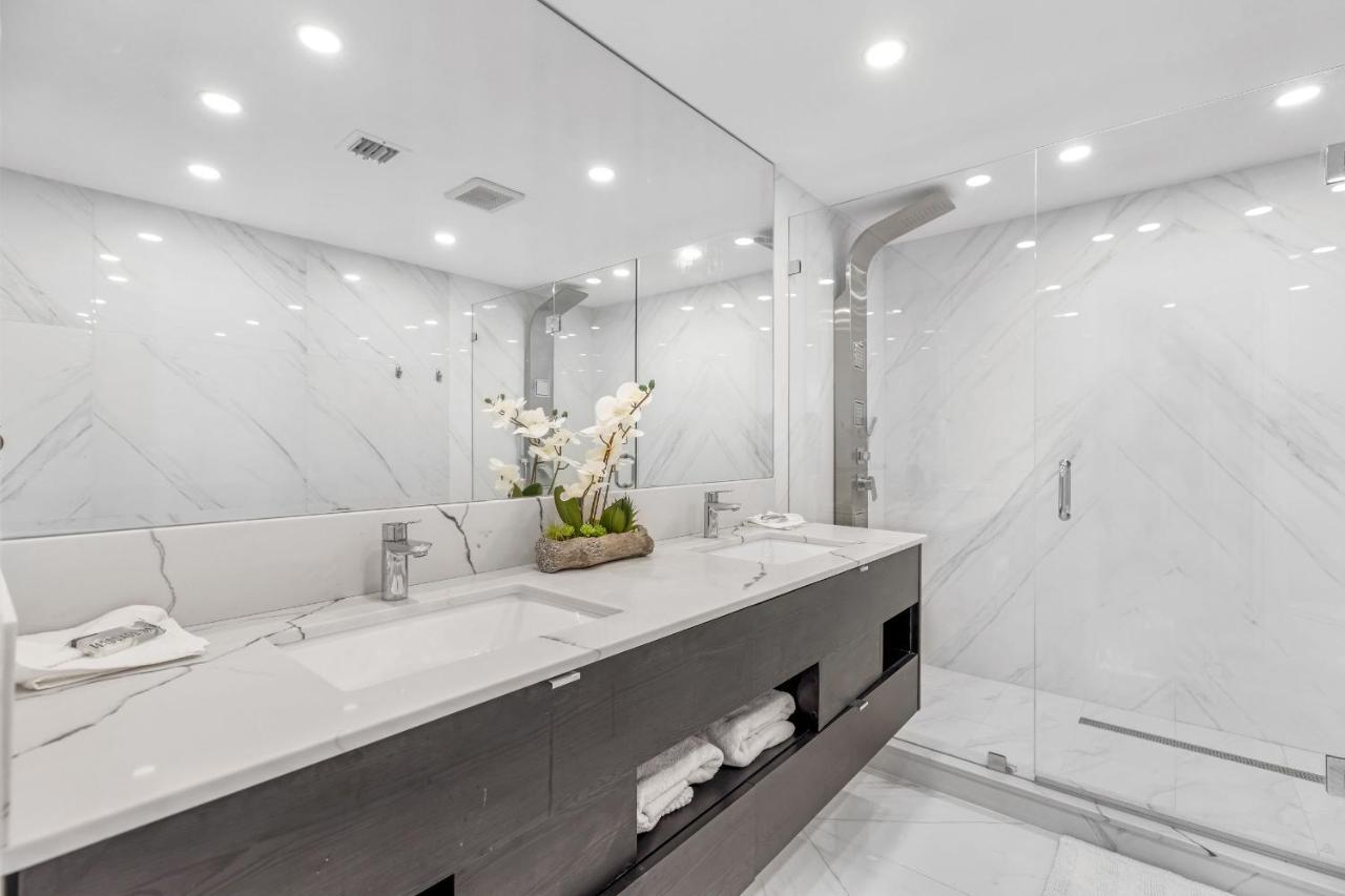 Chic Bayfront With Stunning View Miami