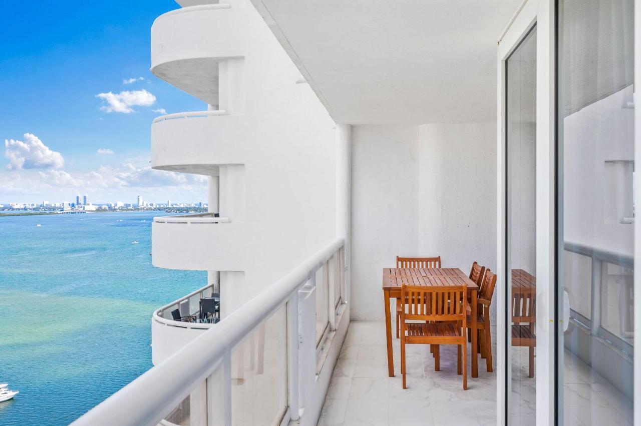Chic Bayfront With Stunning View *