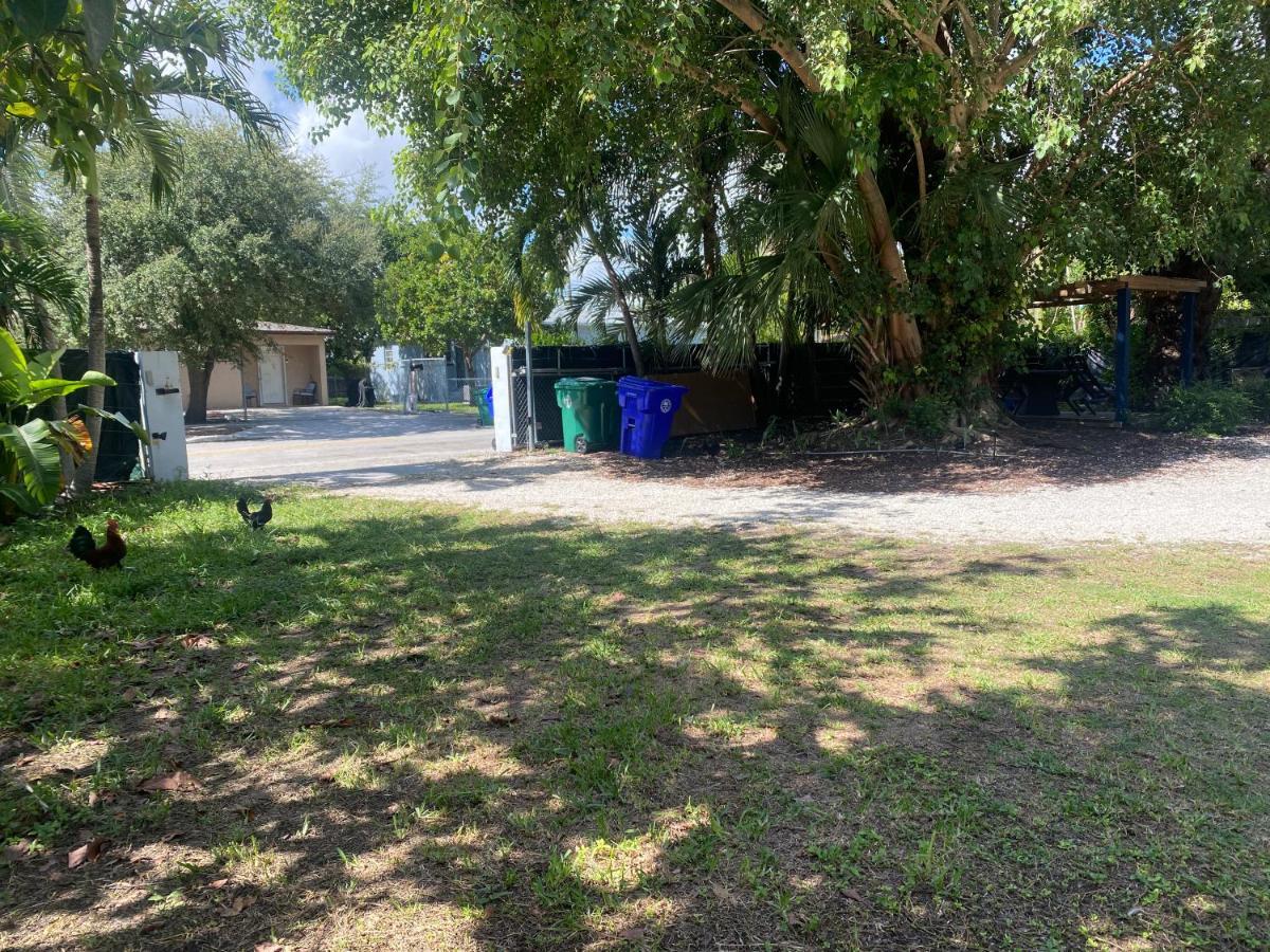 Vakantiehuis Bright Townhouse 3 Bedroom Free Parkig Garden Miami