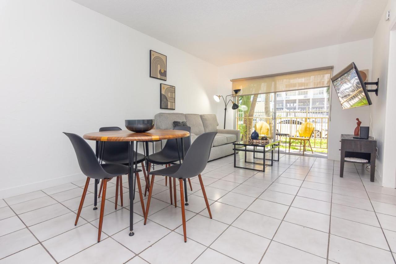 One Bedroom - With Parking & Balcony - Heart Of Wynwood *