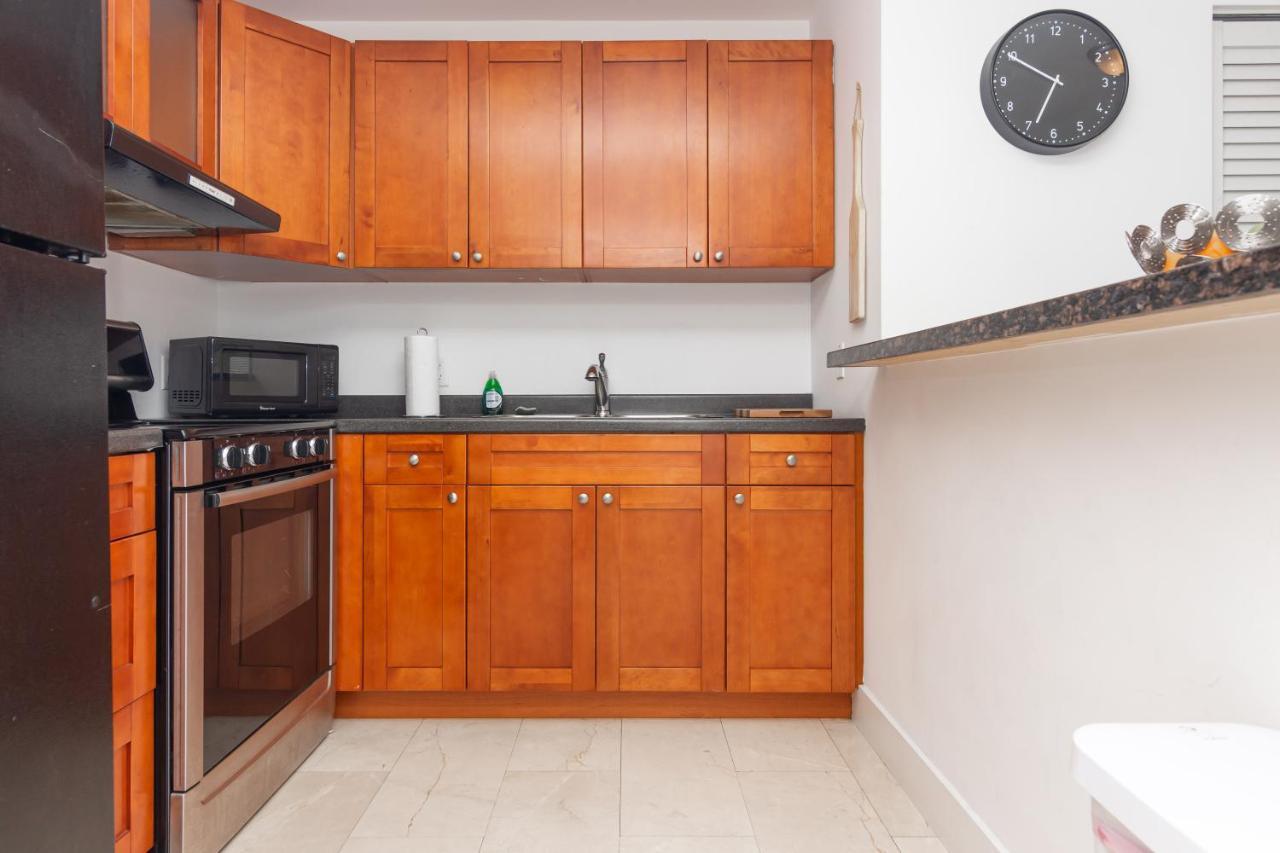Downtown Modern - 5 Minutes To Wynwood - 10 Minutes To South Beach Apartment *