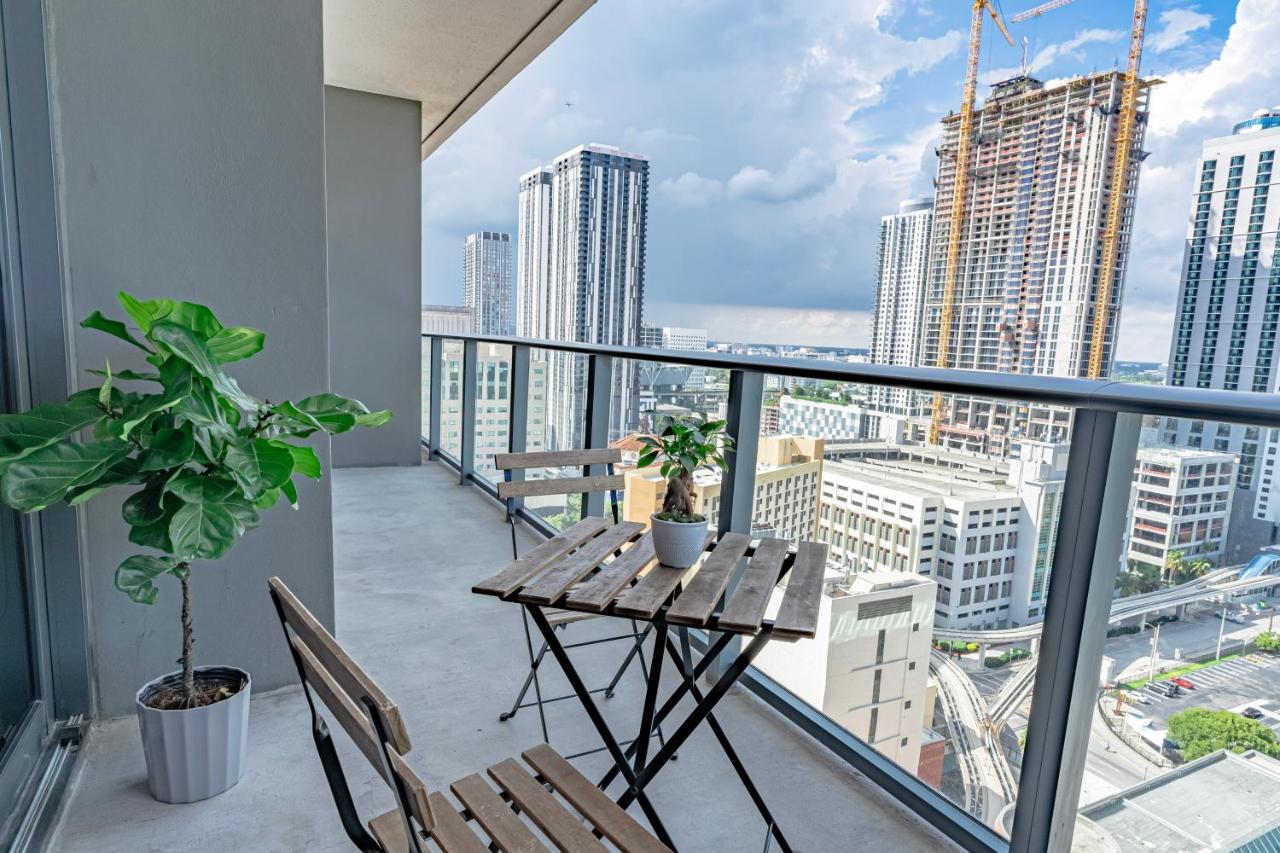 Appartement Luxurious 2-bed With Breathtaking Bay Views!! *