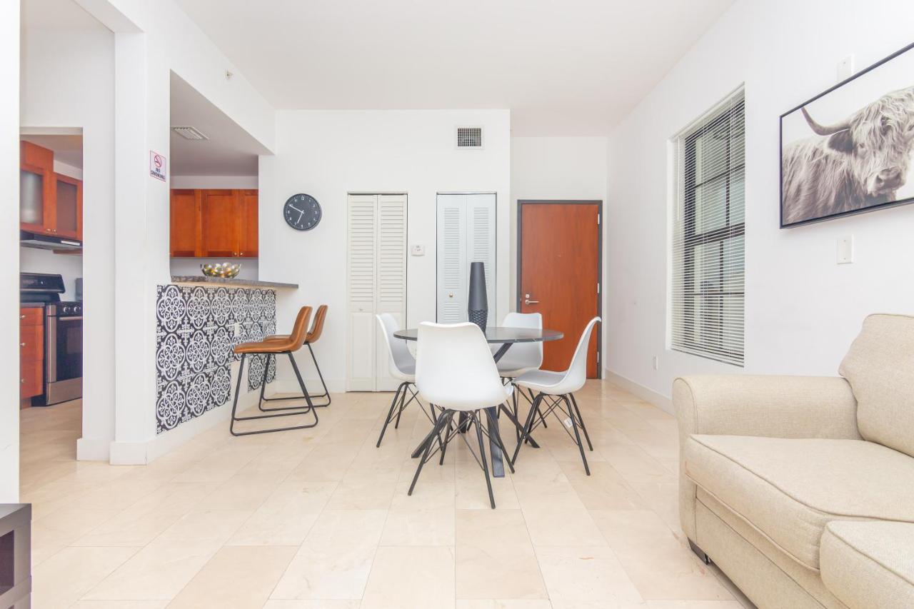 Downtown Modern - 5 Minutes To Wynwood - 10 Minutes To South Beach Apartment Miami