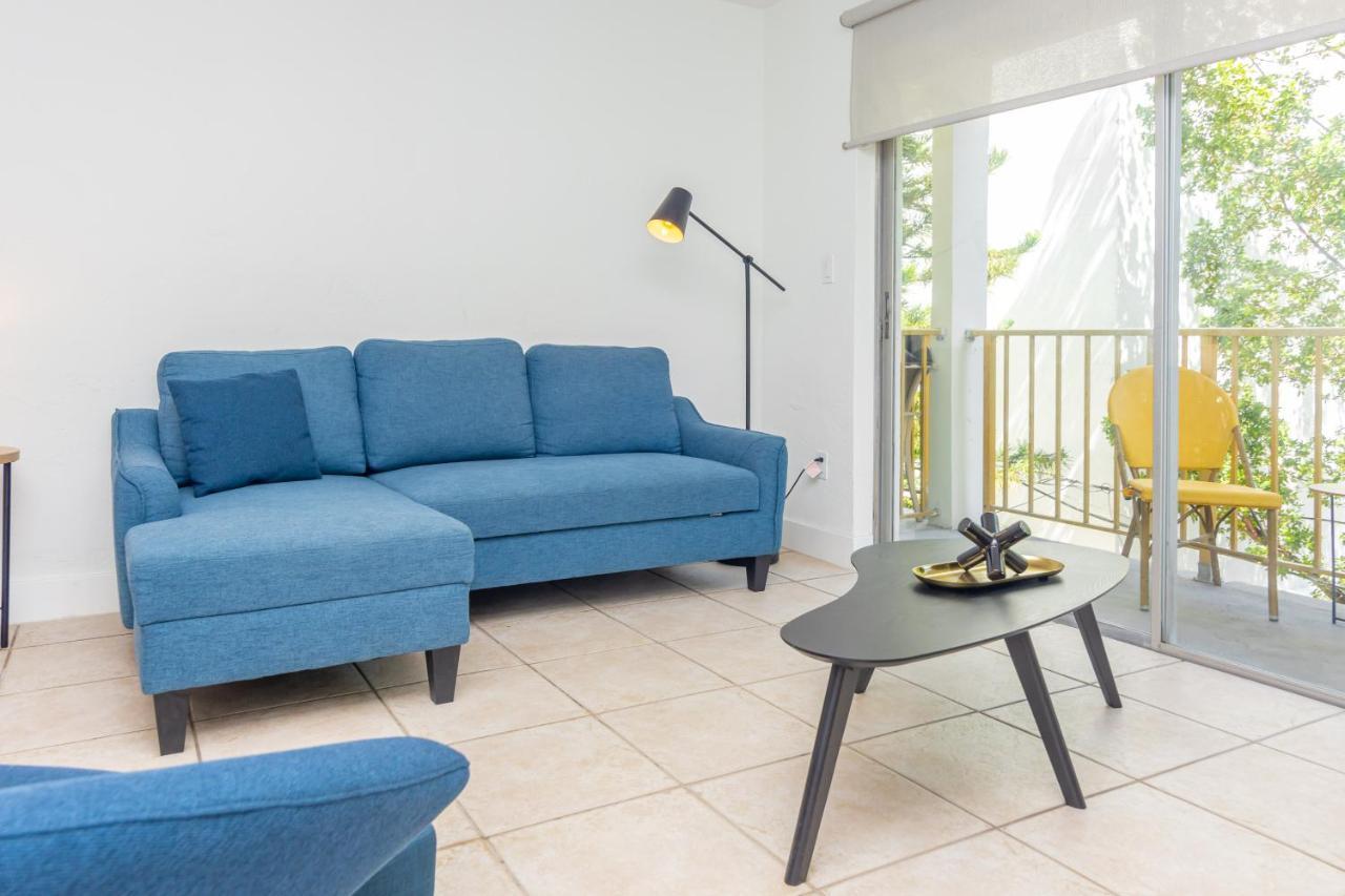 One Bedroom - With Parking & Balcony - Heart Of Wynwood Appartement
