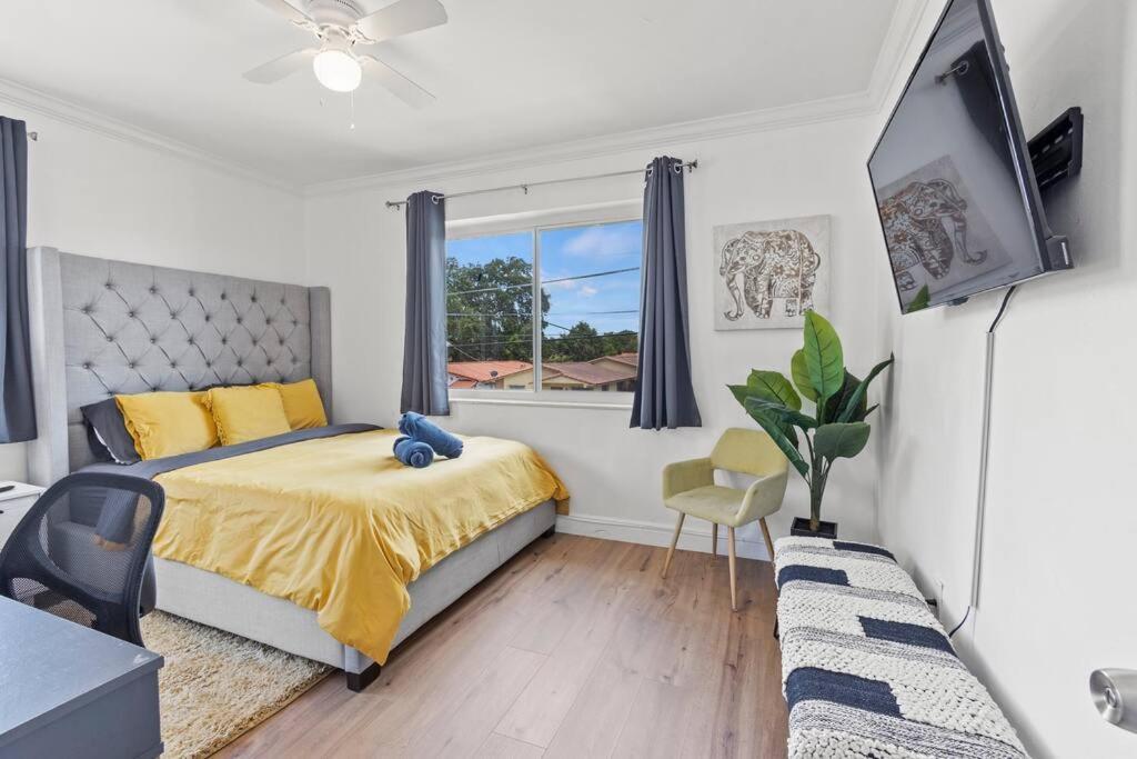 Comfy & Updated Centrally Located Minutes Away From Everything! Appartement Miami