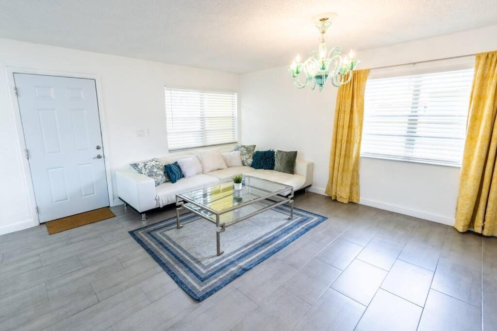 Close To Port Cruise, Steps To Wynwood. Up To 8 Pp Miami