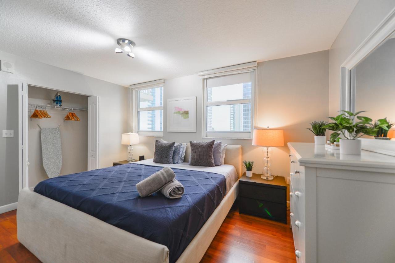 Apartment Spectacular 3 Bd Direct Ocean Balcony View *