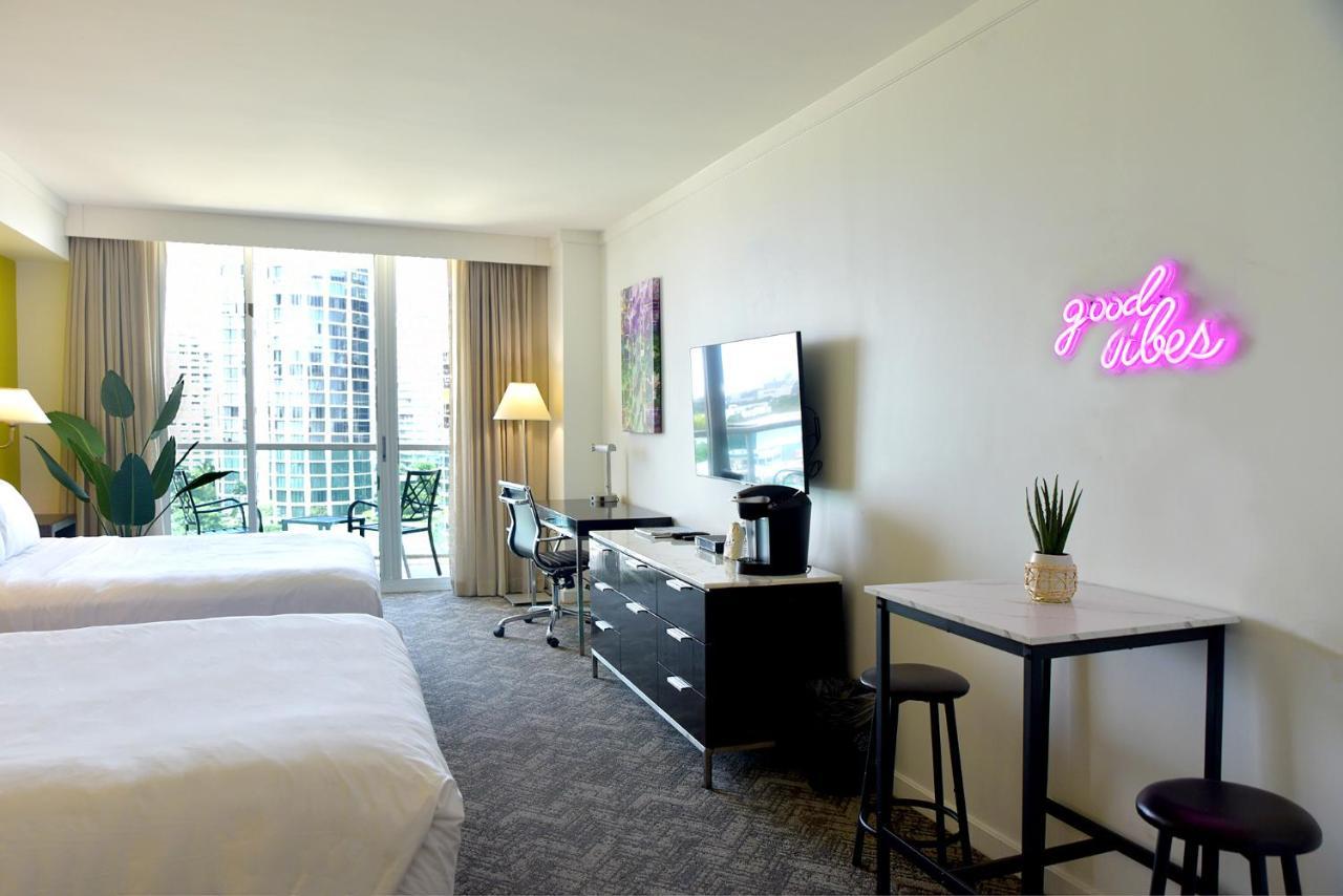 Ferienhaus Stunning 12th Floor In The Heart Of Grove