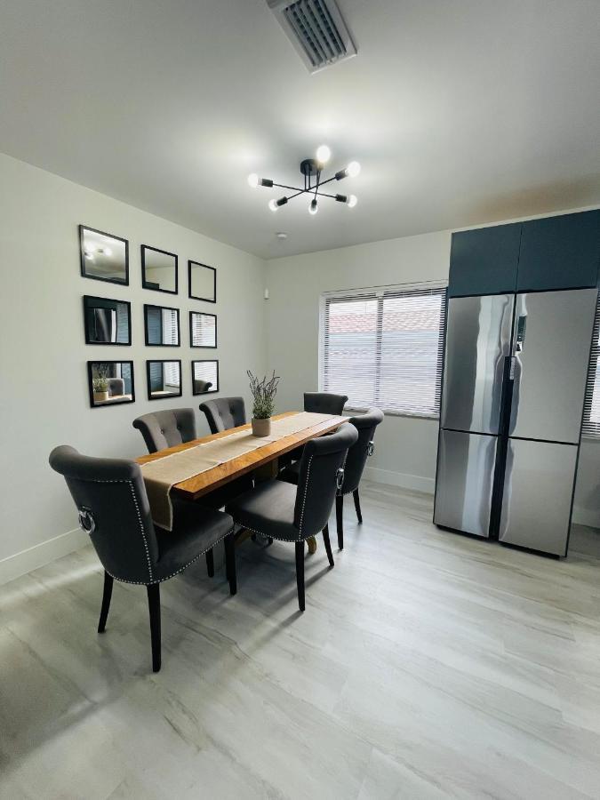 Vakantiehuis Retreat Near Kaseya Center Calle Ocho Downtown Beaches