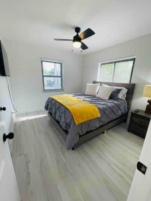 Charming 2 Bedroom Near Calle Ocho Kasey Center Downtown Beaches Ferienhaus Miami