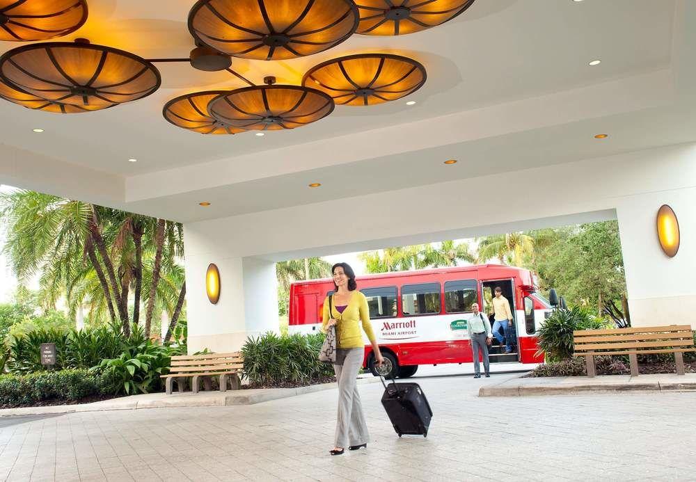 Hotel By Marriott Airport 3*