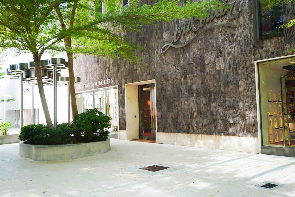 Apartment Brand New Upscale Luxury Designer Water Views *