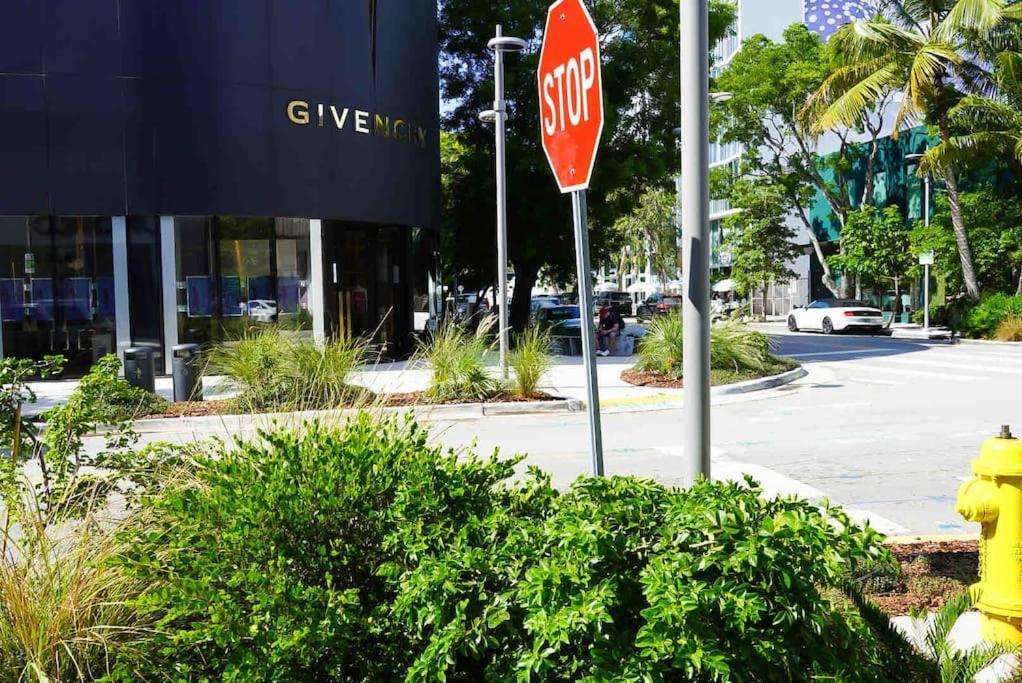 Apartment Brand New Upscale Luxury Designer Water Views Miami