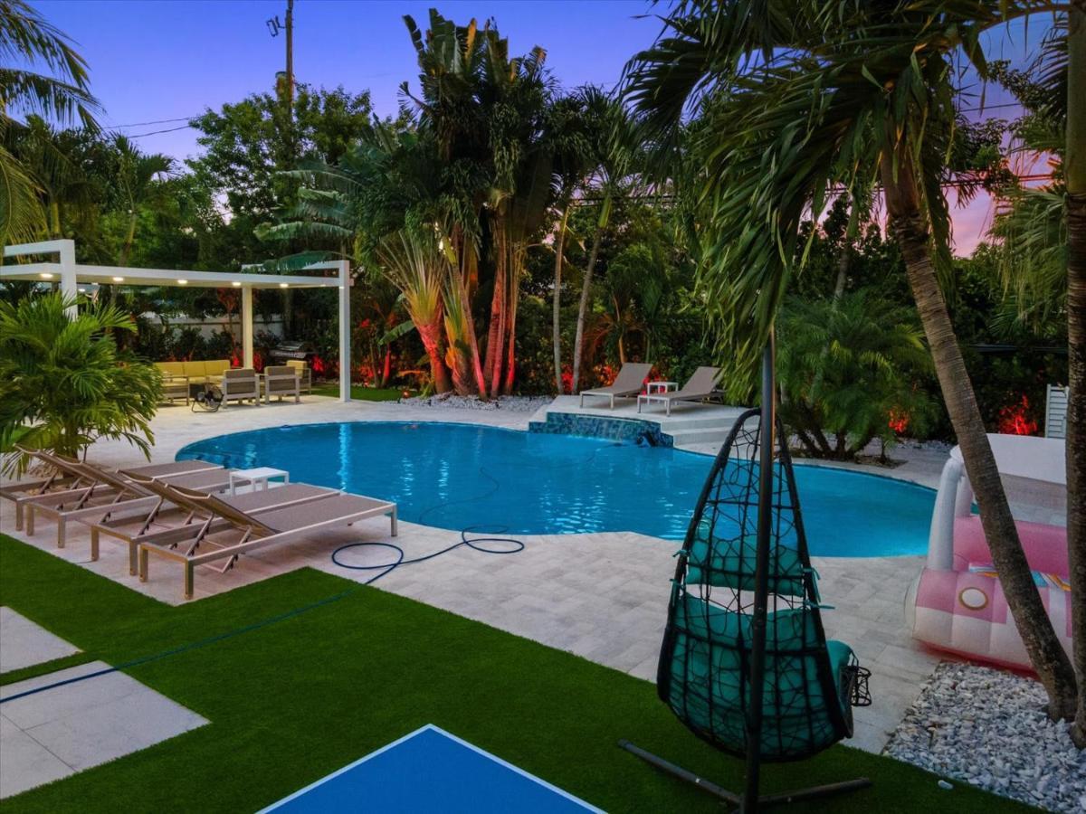 Vakantiehuis Villalee-jungle Palm Island White Marble Pool Area Miami