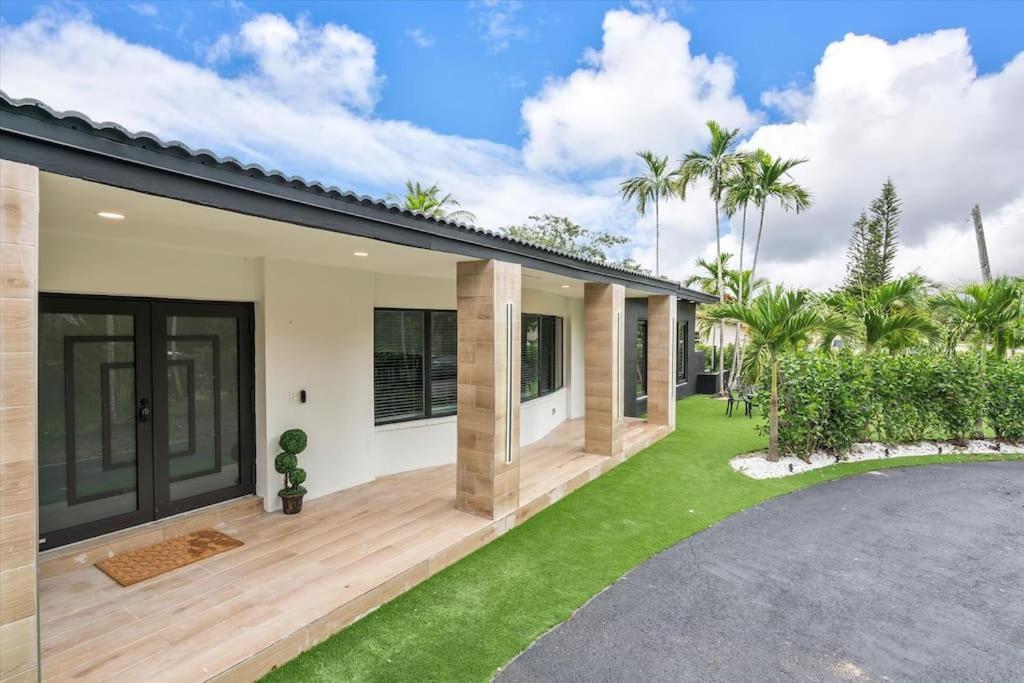 Holiday home Villakobo Heated Pool Bar Tennis Golf Miami