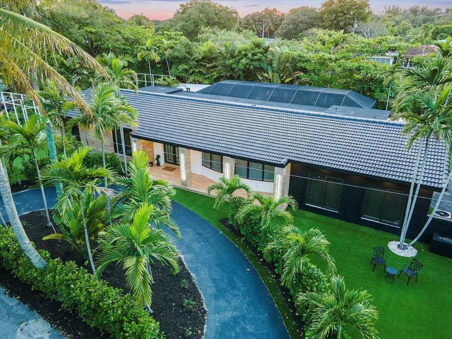 Villakobo Heated Pool Bar Tennis Golf Holiday home