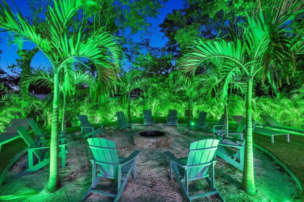 Villakobo Heated Pool Bar Tennis Golf Holiday home Miami