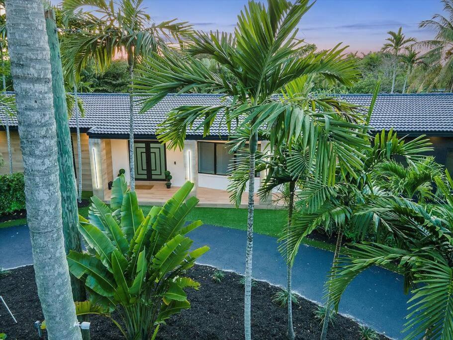 Villakobo Heated Pool Bar Tennis Golf Holiday home *