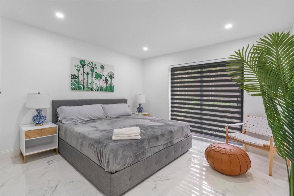 Villakobo Heated Pool Bar Tennis Golf Holiday home Miami