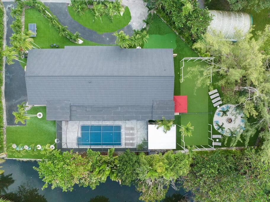 Villakobo Heated Pool Bar Tennis Golf Holiday home