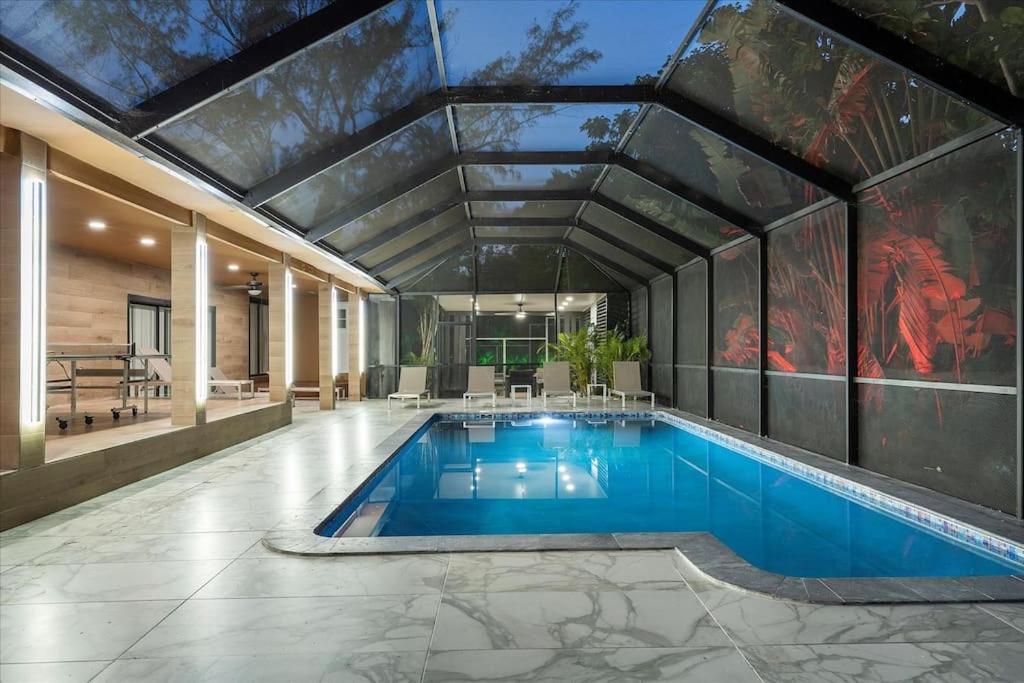 Villakobo Heated Pool Bar Tennis Golf * Miami