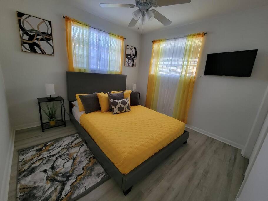Sol # 2 With Free Parking * Miami