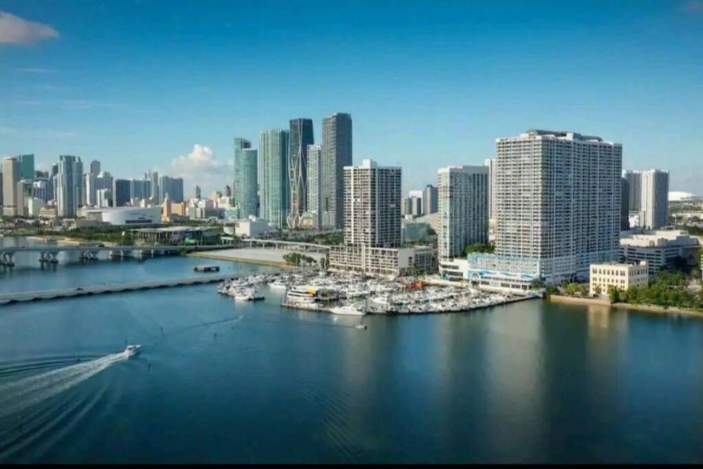 Apartment Sol # 2 With Free Parking Miami
