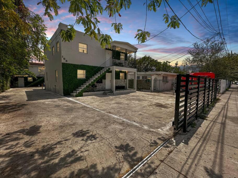 Vacay Spot Wynwood: Urban Comfort With Patio & Bbq * Miami