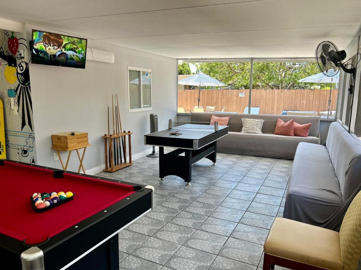 Main House 3 Bed 2 Bath & 1 Bed 1 Bath Ferienhaus