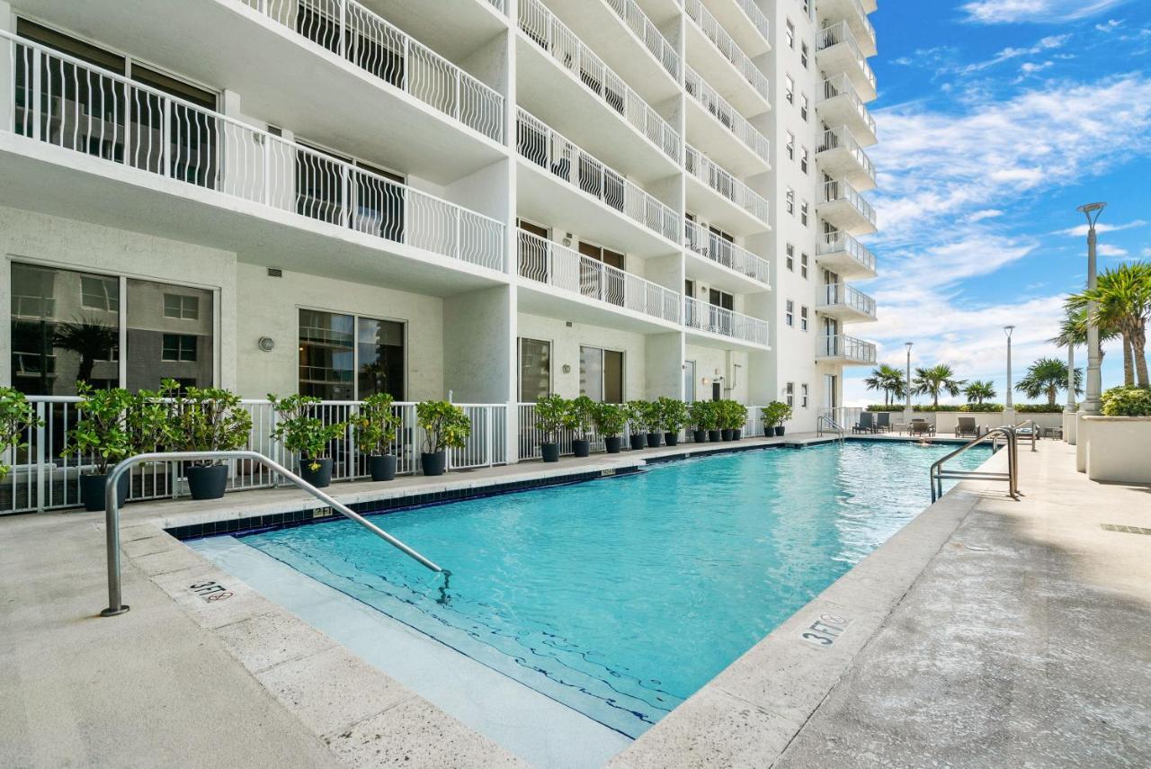 Awesome Penthouse Apt Brickell W/pool Appartement