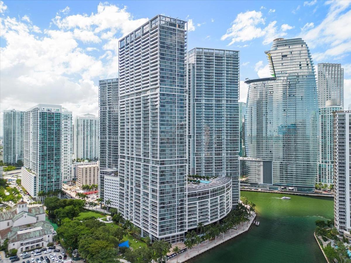 Special Offer At Icon Brickell With Ocean View Apartment
