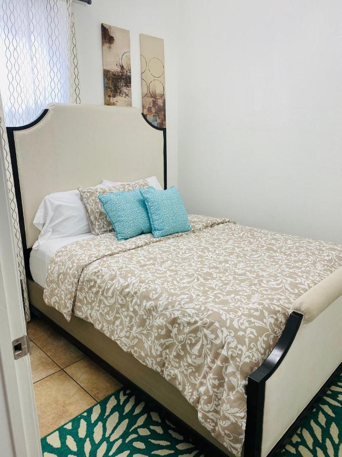 Xanadu 10 Mins To South Beach! 3 Bedroom * Miami