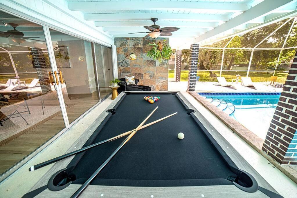 Luxury Village W/pool+grill+minigolf